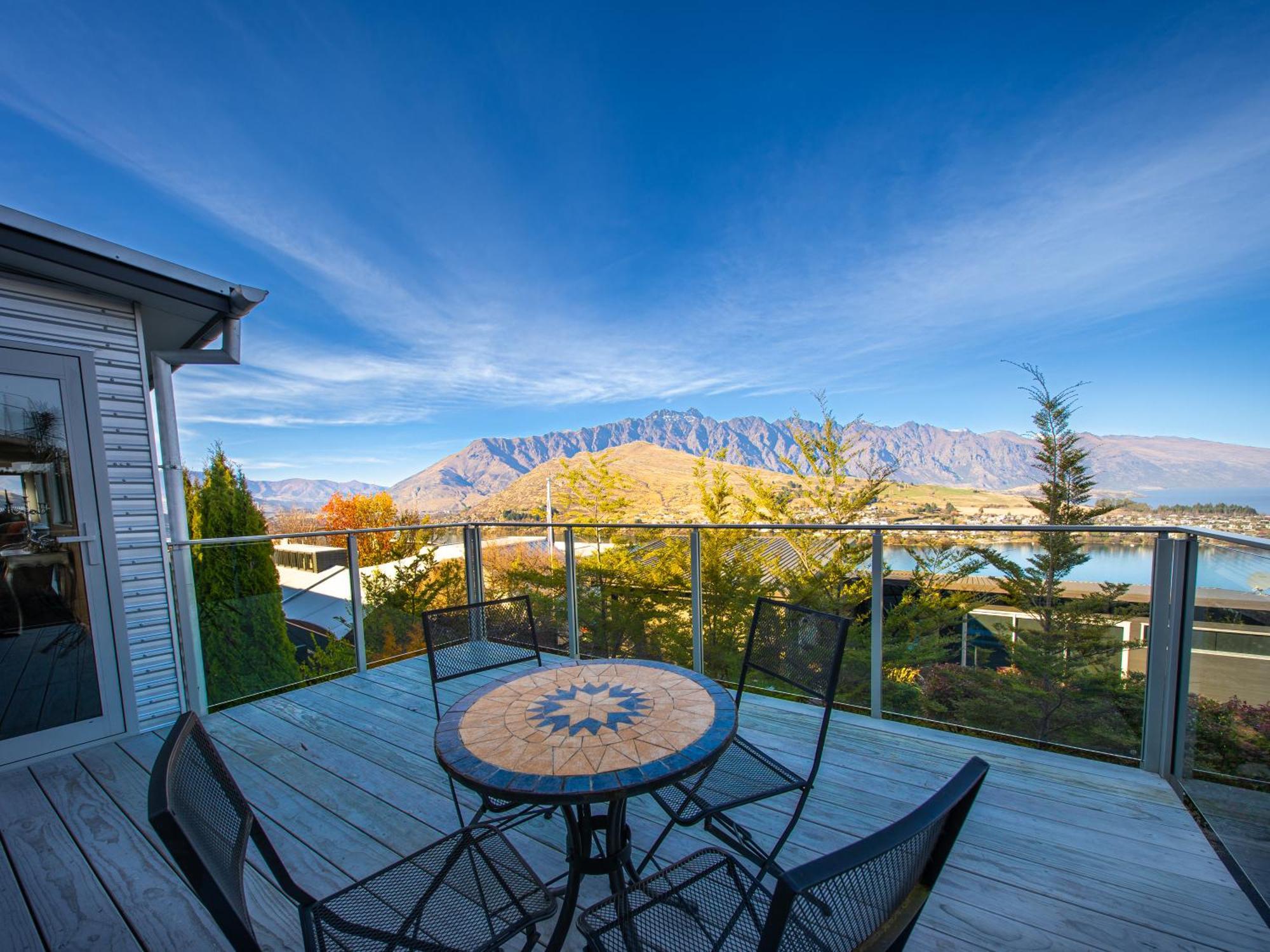 Wakatipu Vista Villa Queenstown Bagian luar foto
