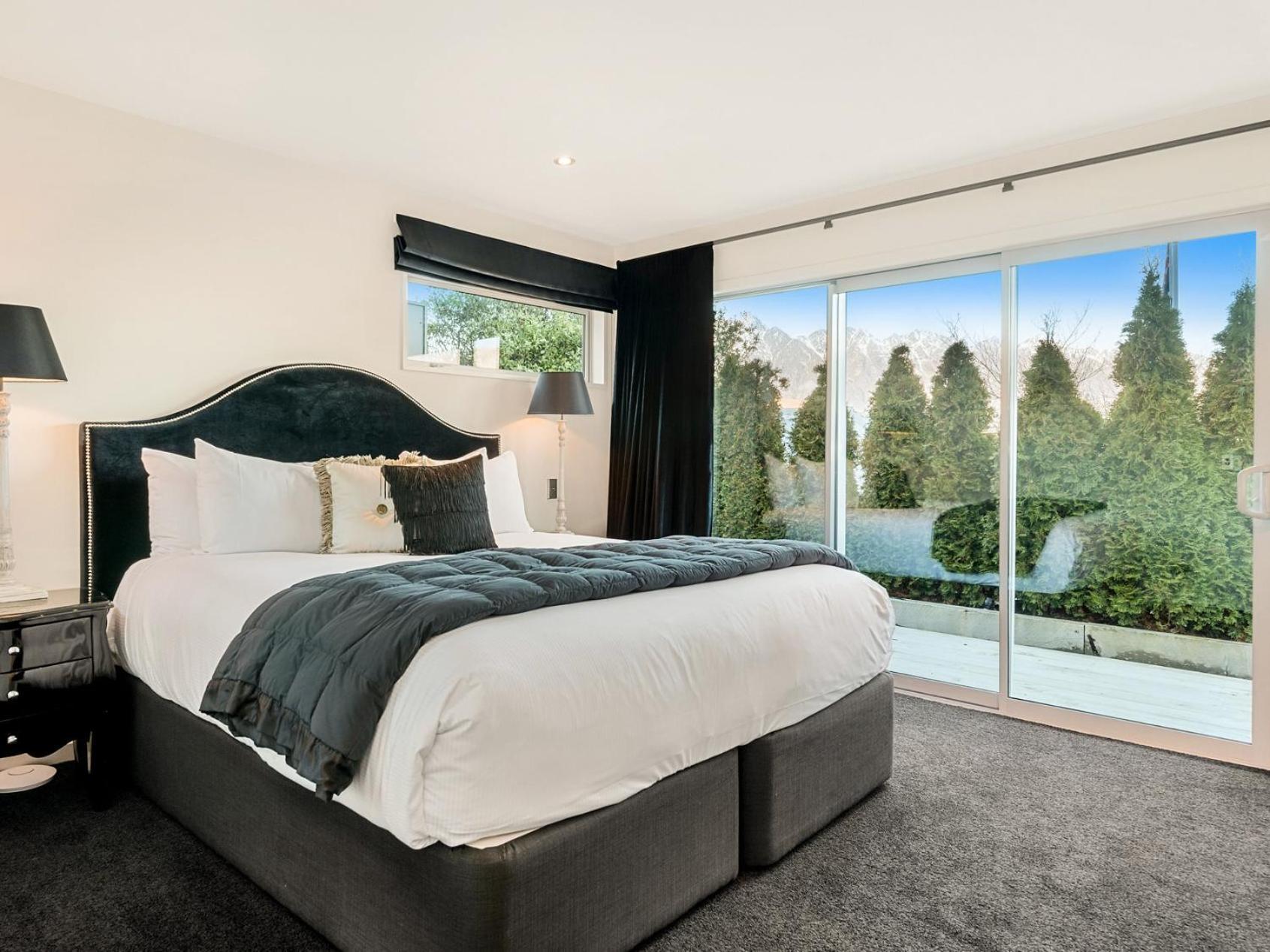 Wakatipu Vista Villa Queenstown Bagian luar foto